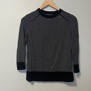 Banana Republic 100% extra fin merino wool striped sweater